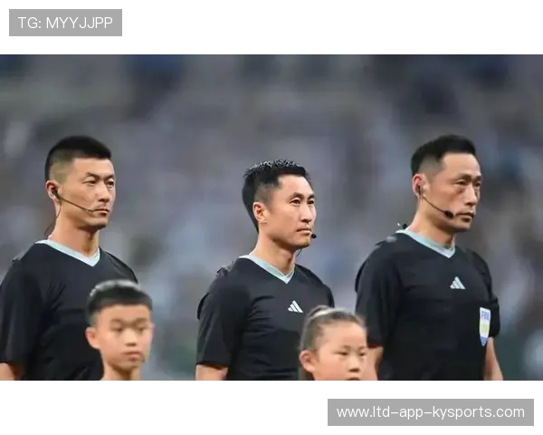 中超联赛裁判争议引发球迷热议，2020赛季中超裁判