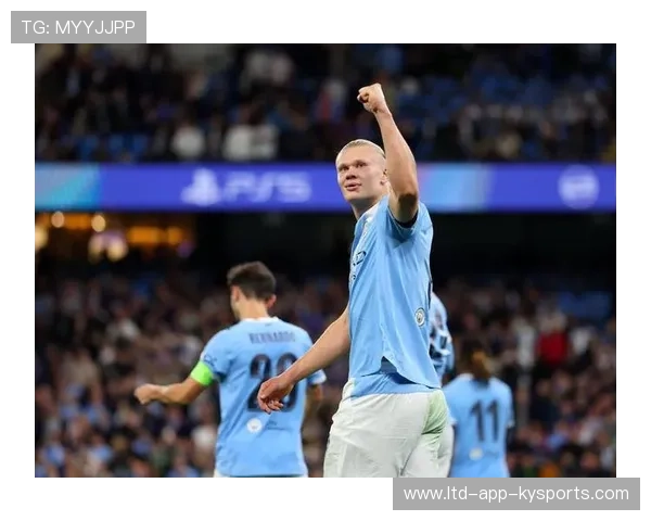 哈兰德助攻福登，曼城在欧冠小组赛中保持不败，哈兰德穿曼城球衣