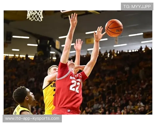 勇士悄悄试训新内线：身高 2 米 21